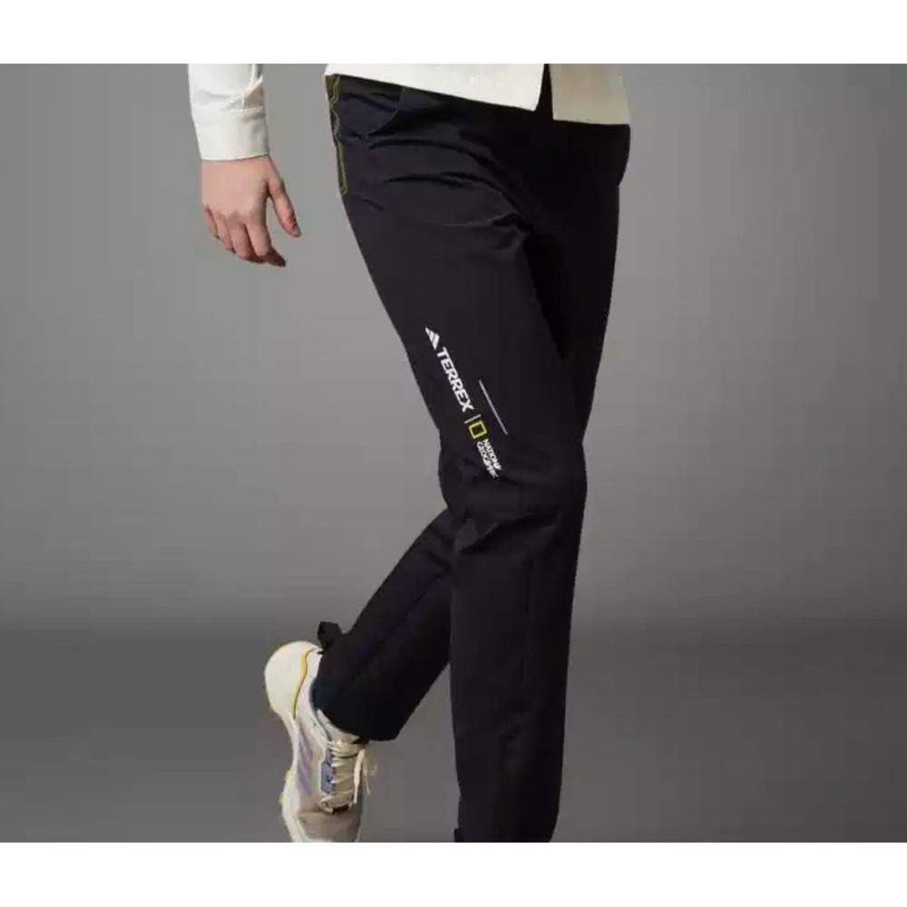 Adidas‎ Hiking Pants IC1993 Womens M NatGeo Pants Straight Leg Regular Fit Black